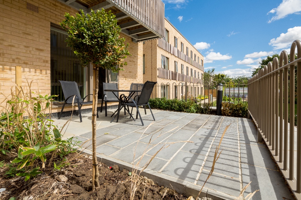 Cambridge Central Apartment
